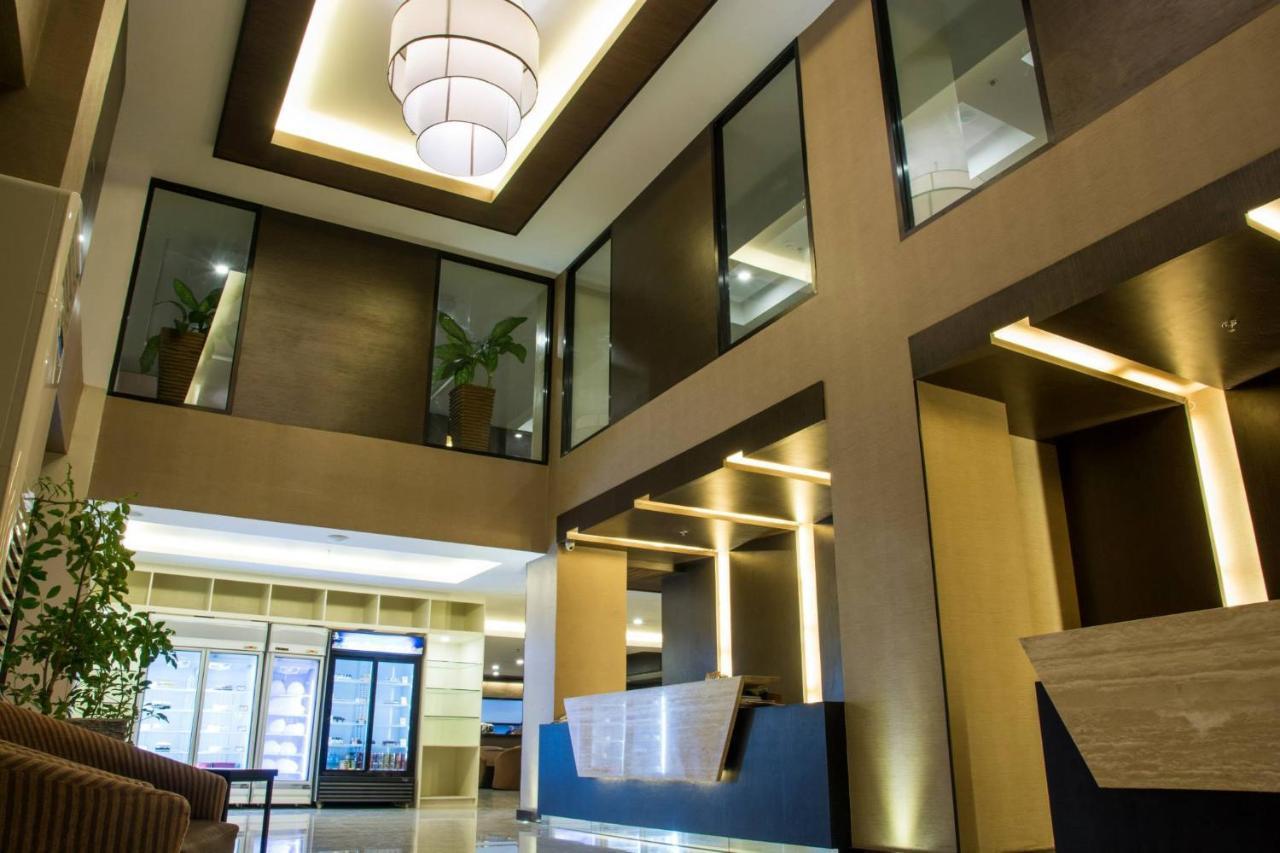 Gt Hotel Iloilo Eksteriør bilde